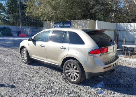 2011 Lincoln Mkx z USA, uszkodzony, nr VIN 2LMDJ6JK3BBJ31166